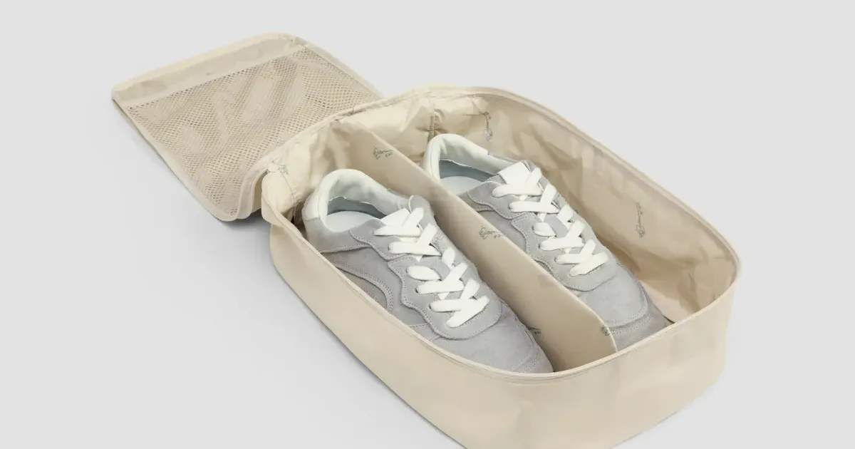 Packing-cube product photography — the parcel a tracking lookup is for