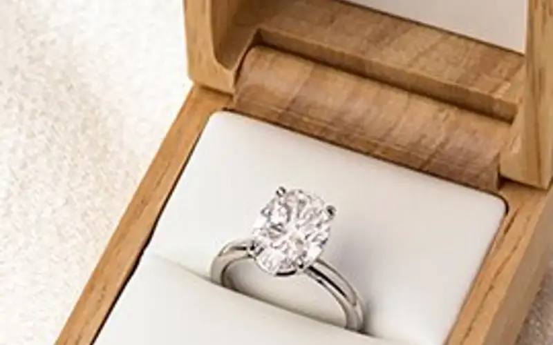 Brilliant Earth Jewelry store cover