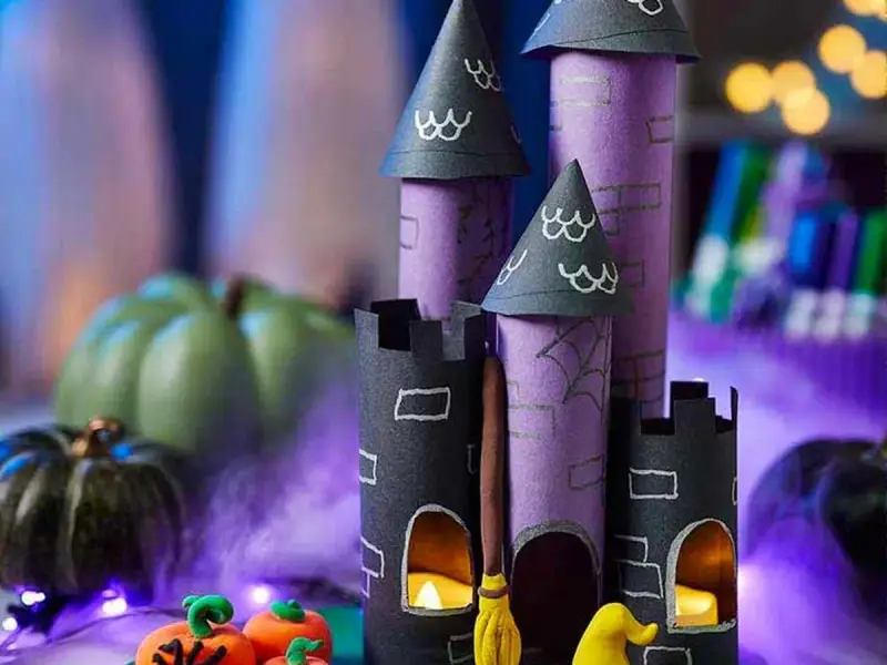 Crayola Art & Craft store cover