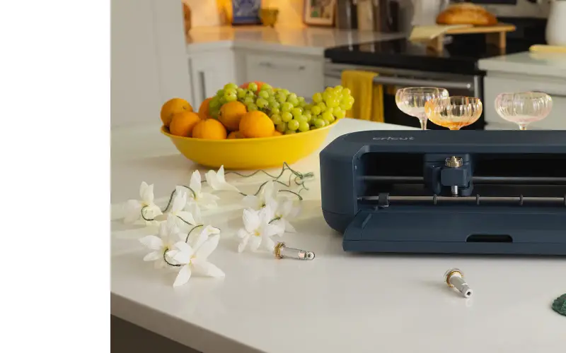 Cricut Art & Craft store cover