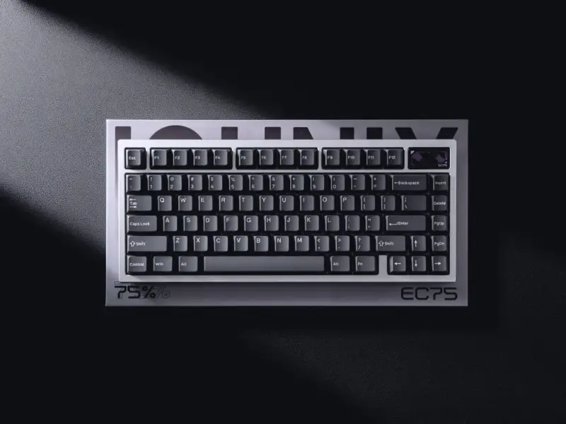 Iqunix Electronics store cover