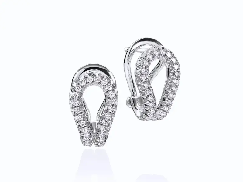 John Hardy Jewelry store cover