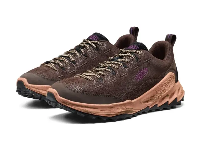 KEEN Outdoor store cover