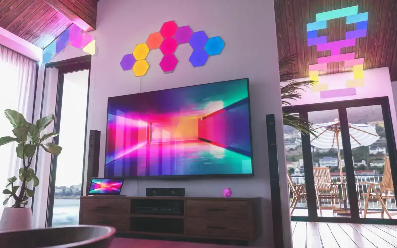 Nanoleaf Electronics store cover