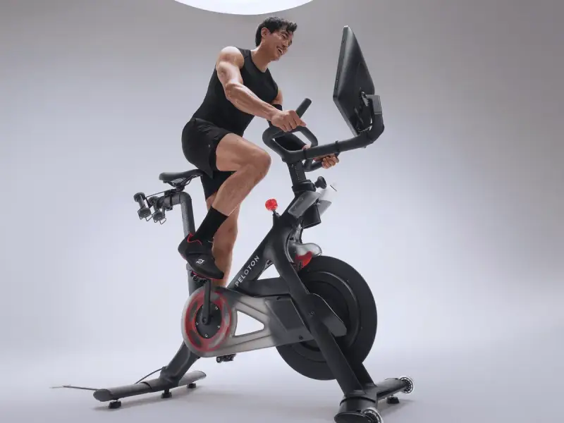 Peloton Fitness store cover