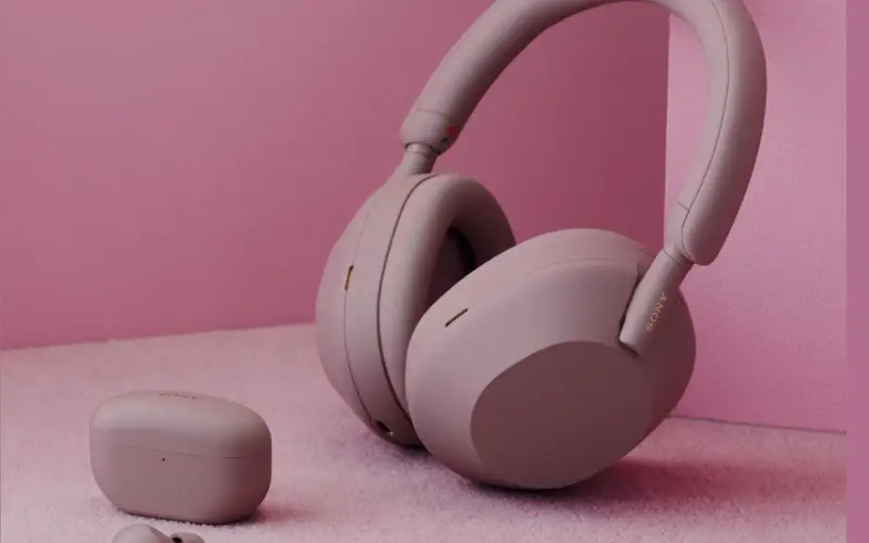 Sony Electronics store cover